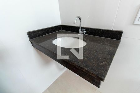 Casa de condomínio à venda com 118m², 2 quartos e 2 vagasBanheiro da Suíte 2