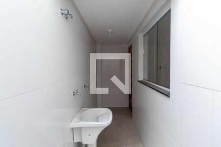 Casa de condomínio à venda com 118m², 2 quartos e 2 vagasLavanderia