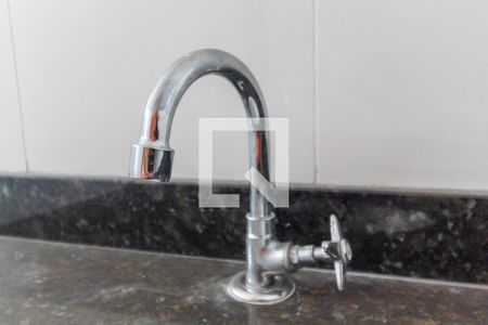 Casa de condomínio à venda com 118m², 2 quartos e 2 vagasBanheiro - torneira