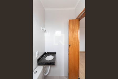 Casa de condomínio à venda com 118m², 2 quartos e 2 vagasBanheiro da Suíte 1