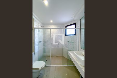 Apartamento à venda com 165m², 4 quartos e 3 vagasBanheiro da Suíte