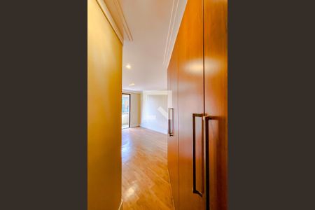 Apartamento à venda com 165m², 4 quartos e 3 vagasQuarto 3 - Suíte