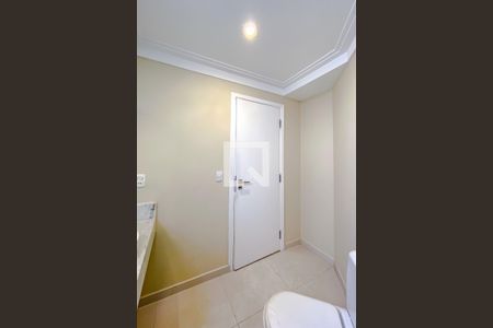 Apartamento à venda com 165m², 4 quartos e 3 vagasBanheiro da Suíte