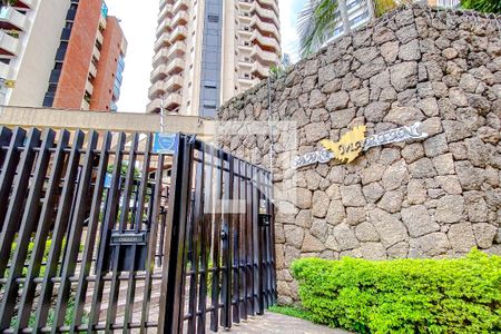 Apartamento à venda com 165m², 4 quartos e 3 vagasFachada
