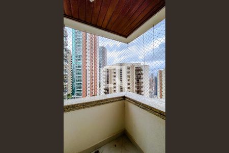 Apartamento à venda com 165m², 4 quartos e 3 vagasVaranda do Quarto 2