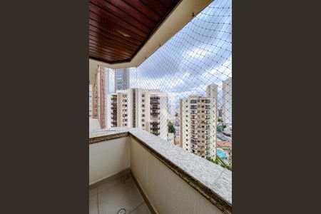 Apartamento à venda com 165m², 4 quartos e 3 vagasQuarto 3 - Varanda