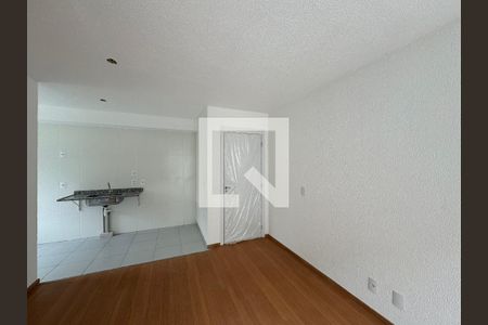 Sala de apartamento para alugar com 2 quartos, 46m² em Vargem Grande, Rio de Janeiro