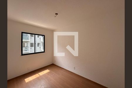 Quarto 1 de apartamento para alugar com 2 quartos, 46m² em Vargem Grande, Rio de Janeiro