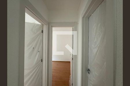 Corredor de apartamento para alugar com 2 quartos, 46m² em Vargem Grande, Rio de Janeiro