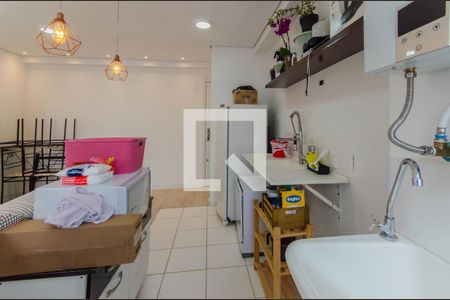Apartamento para alugar com 45m², 2 quartos e sem vaga Apartamento para alugar com 45m², 2 quartos e sem vagaCozinha e Área de Serviço