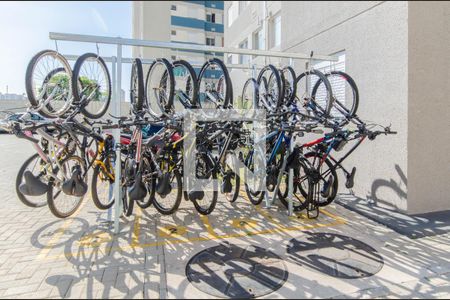 Apartamento para alugar com 45m², 2 quartos e sem vaga Apartamento para alugar com 45m², 2 quartos e sem vagaÁrea comum - Bicicletário