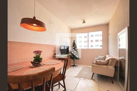Sala de apartamento para alugar com 2 quartos, 40m² em Jardim do Lago, Osasco
