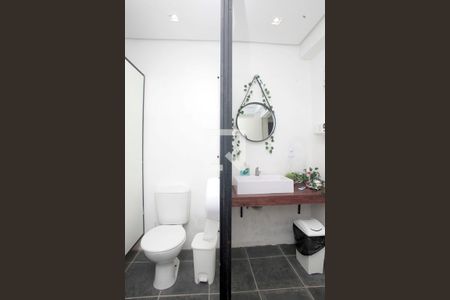 Casa à venda com 647m², 3 quartos e 5 vagasBanheiro 2