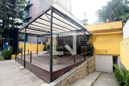 Casa à venda com 647m², 3 quartos e 5 vagasFachada