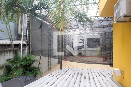 Casa à venda com 647m², 3 quartos e 5 vagasQuarto 2Vista