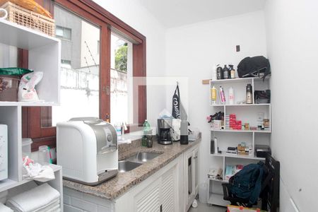 Casa à venda com 647m², 3 quartos e 5 vagasCozinha 2