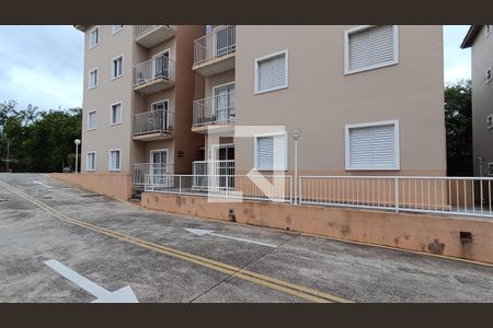 Apartamento para alugar com 54m², 2 quartos e 1 vaga Apartamento para alugar com 54m², 2 quartos e 1 vagaFachada