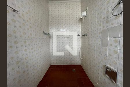 Casa à venda com 357m², 4 quartos e 5 vagasBanheiro da Suíte 2