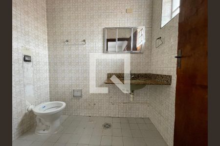 Casa à venda com 357m², 4 quartos e 5 vagasBanheiro da Suíte 2