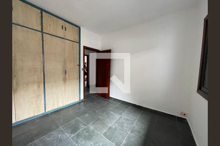 Casa à venda com 357m², 4 quartos e 5 vagasQuarto 2
