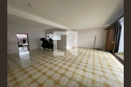 Casa à venda com 357m², 4 quartos e 5 vagasGaragem