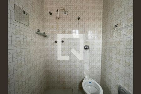 Casa à venda com 357m², 4 quartos e 5 vagasBanheiro da Suíte 2