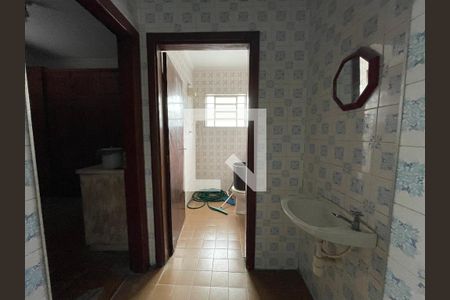 Casa à venda com 357m², 4 quartos e 5 vagasBanheiro de serviço