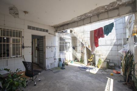 Casa para alugar com 60m², 3 quartos e 1 vaga Casa para alugar com 60m², 3 quartos e 1 vagaQuintal