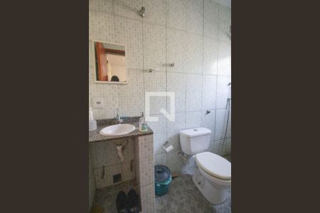 Casa para alugar com 60m², 3 quartos e 1 vaga Casa para alugar com 60m², 3 quartos e 1 vagaBanheiro da Suíte 1