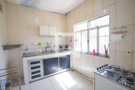 Casa para alugar com 60m², 3 quartos e 1 vaga Casa para alugar com 60m², 3 quartos e 1 vagaCozinha