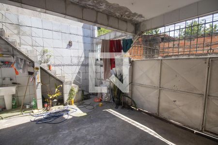 Casa para alugar com 60m², 3 quartos e 1 vaga Casa para alugar com 60m², 3 quartos e 1 vagaQuintal