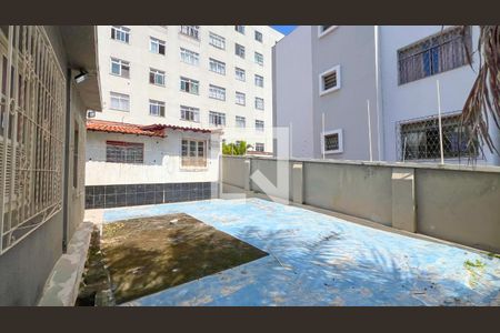 Casa à venda com 380m², 3 quartos e sem vaga Casa à venda com 380m², 3 quartos e sem vagaÁrea comum