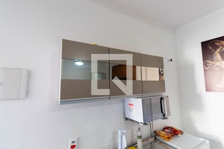 Apartamento para alugar com 20m², 1 quarto e sem vaga Apartamento para alugar com 20m², 1 quarto e sem vagaCozinha - Armários