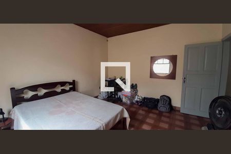 Casa à venda com 255m², 3 quartos e 1 vaga