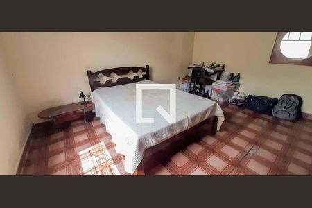 Casa à venda com 255m², 3 quartos e 1 vaga