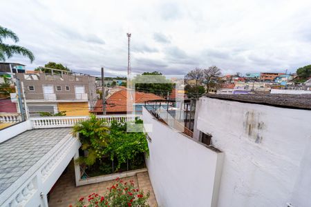 Casa à venda com 280m², 4 quartos e 5 vagas Casa à venda com 280m², 4 quartos e 5 vagasVista
