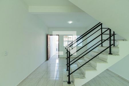 Sala de casa para alugar com 2 quartos, 75m² em Jardim Eucaliptos, Sorocaba