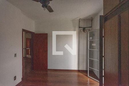 Casa para alugar com 450m², 4 quartos e 8 vagasQuarto