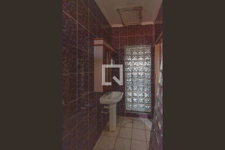 Casa para alugar com 450m², 4 quartos e 8 vagasBanheiro da Suíte 3