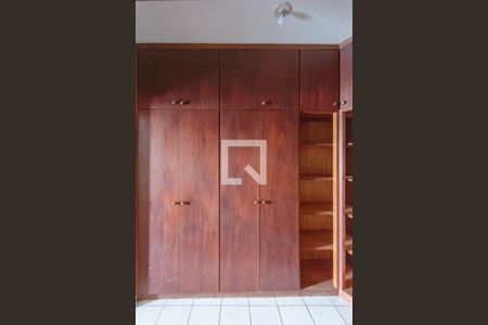 Casa para alugar com 450m², 4 quartos e 8 vagasCloset da suíte 1