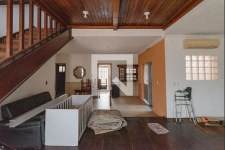 Sala 2 de casa para alugar com 4 quartos, 450m² em Jardim Eulina, Campinas