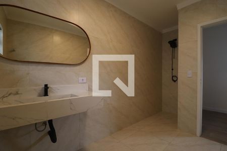 Casa para alugar com 250m², 5 quartos e 3 vagasBanheiro 1