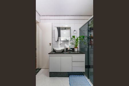 Apartamento à venda com 110m², 3 quartos e 1 vaga Apartamento à venda com 110m², 3 quartos e 1 vagaBanheiro Social