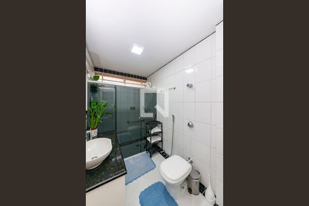 Apartamento à venda com 110m², 3 quartos e 1 vaga Apartamento à venda com 110m², 3 quartos e 1 vagaBanheiro Social