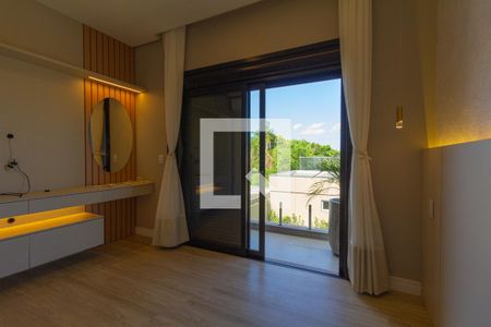 Casa de condomínio à venda com 220m², 3 quartos e 4 vagasSuíte 2