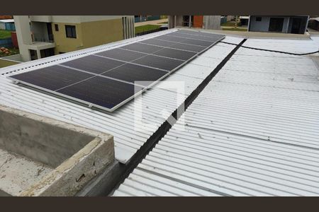 Casa de condomínio à venda com 220m², 3 quartos e 4 vagasPlaca Solar