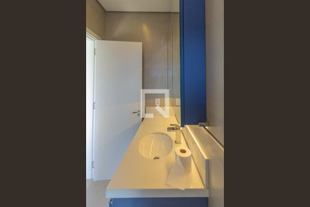 Casa de condomínio à venda com 220m², 3 quartos e 4 vagasBanheiro Suíte 3