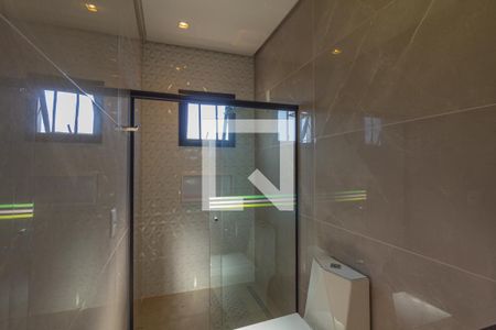 Casa de condomínio à venda com 220m², 3 quartos e 4 vagasBanheiro Suíte 1