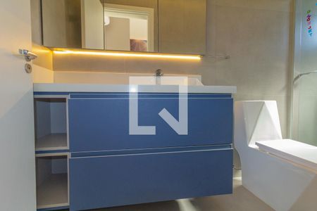 Casa de condomínio à venda com 220m², 3 quartos e 4 vagasBanheiro Suíte 3