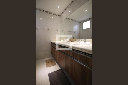 Banheiro da suíte  de apartamento à venda com 4 quartos, 215m² em Lagoa, Rio de Janeiro